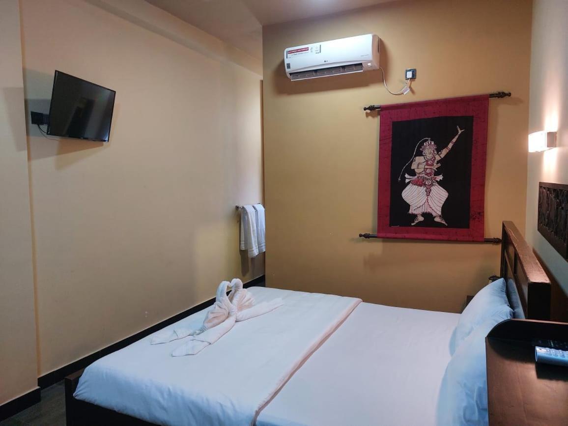 Edwin'S Airport Garden Bed & Breakfast Negombo Exterior foto