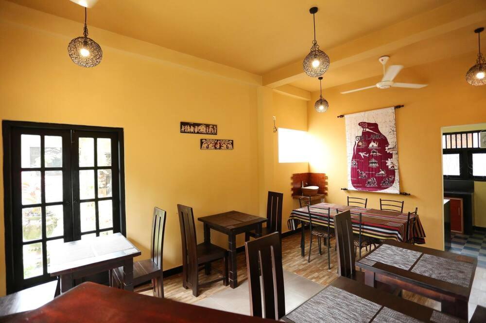 Edwin'S Airport Garden Bed & Breakfast Negombo Exterior foto