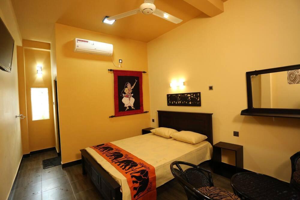 Edwin'S Airport Garden Bed & Breakfast Negombo Exterior foto