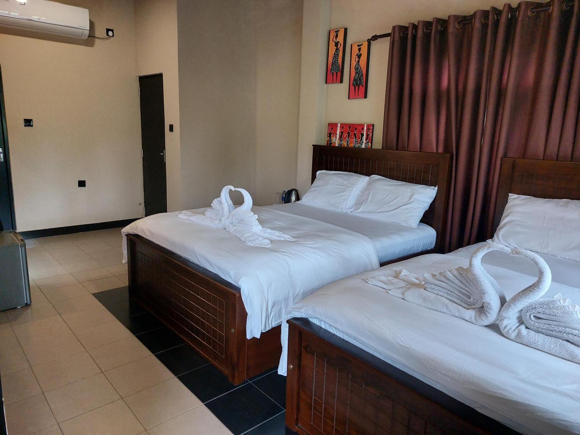Edwin'S Airport Garden Bed & Breakfast Negombo Exterior foto