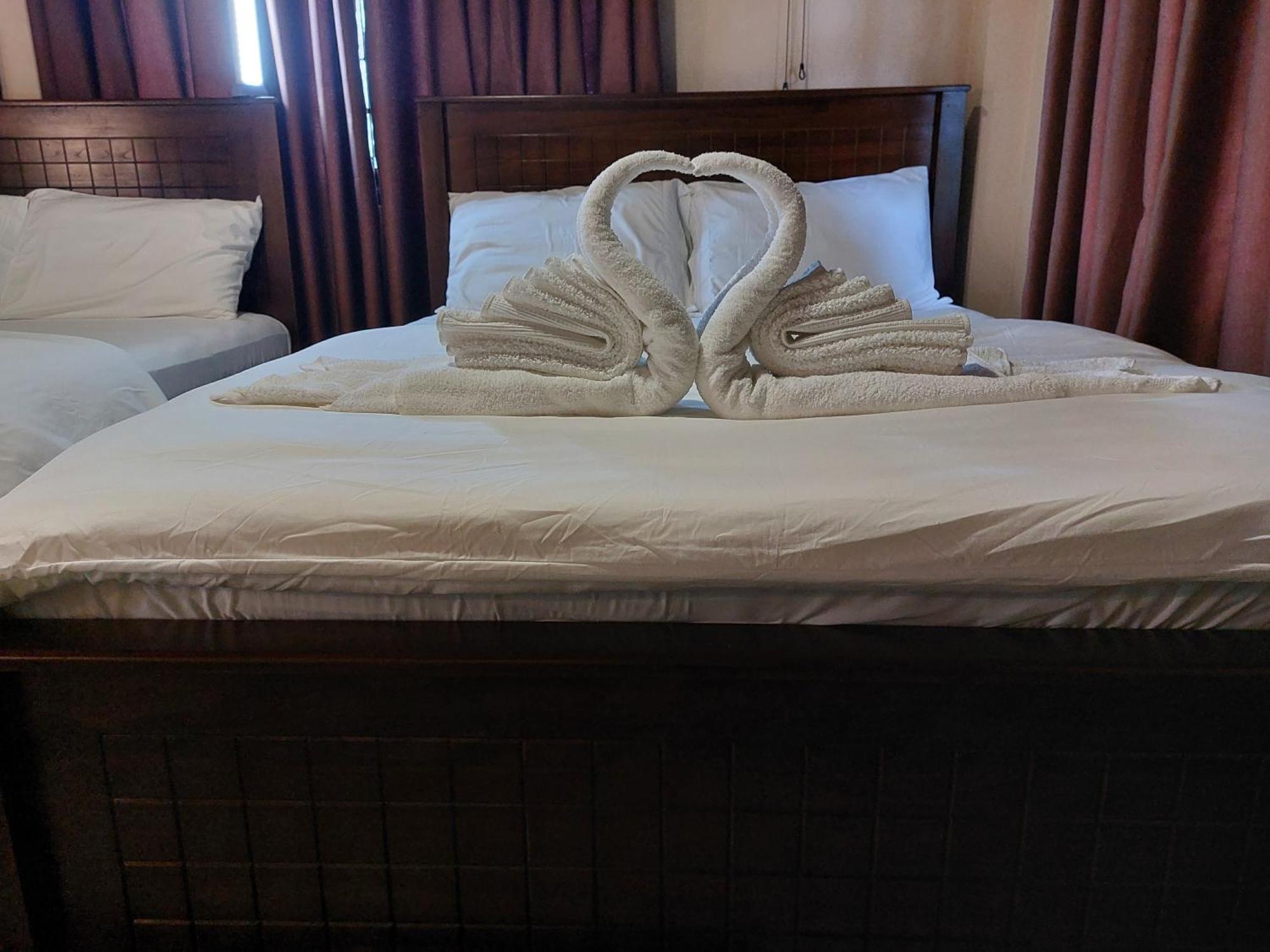 Edwin'S Airport Garden Bed & Breakfast Negombo Exterior foto